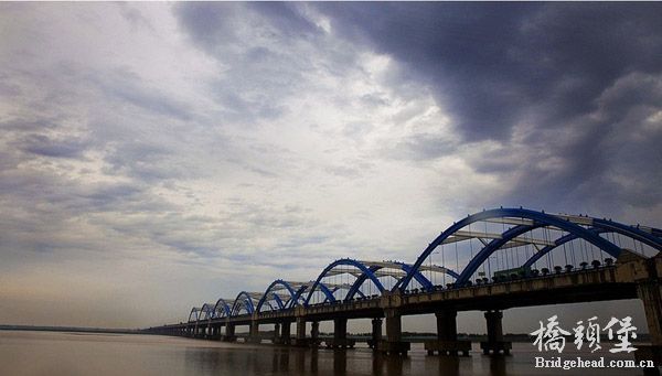 0020121007huangheqiao.jpg