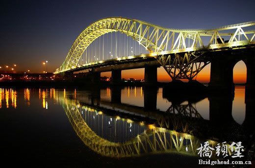 bridgesphoto352.jpg