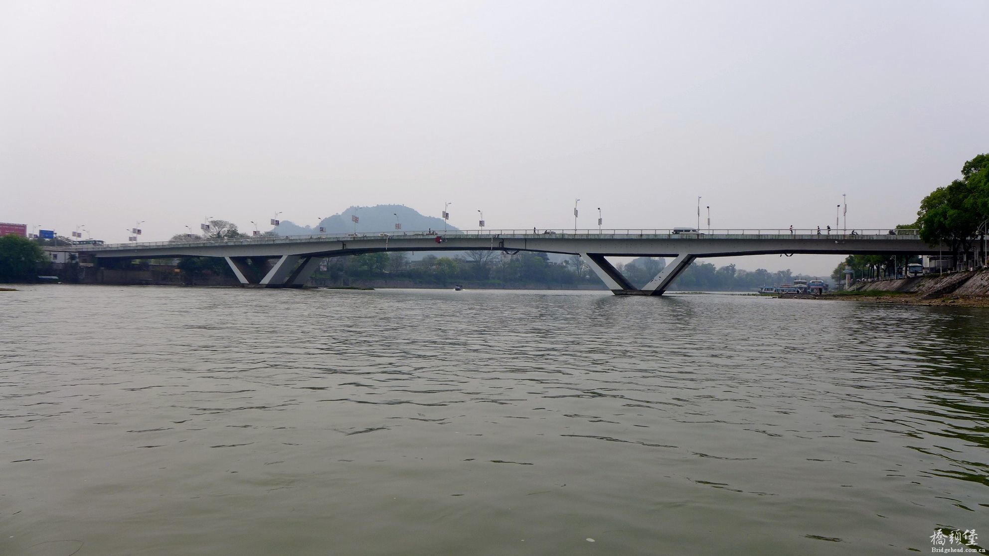 桂林的桥02.JPG