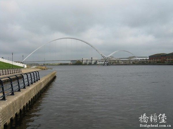 infinity_bridge_from_tees_watersports.jpg