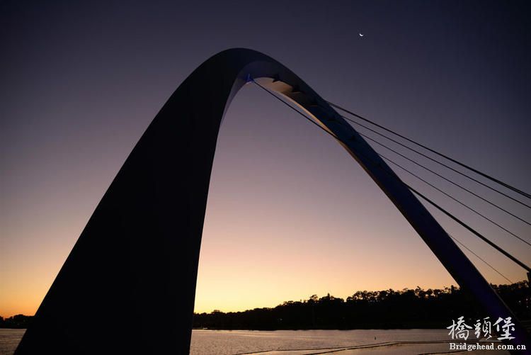 澳洲天鹅河桥 (7).jpg