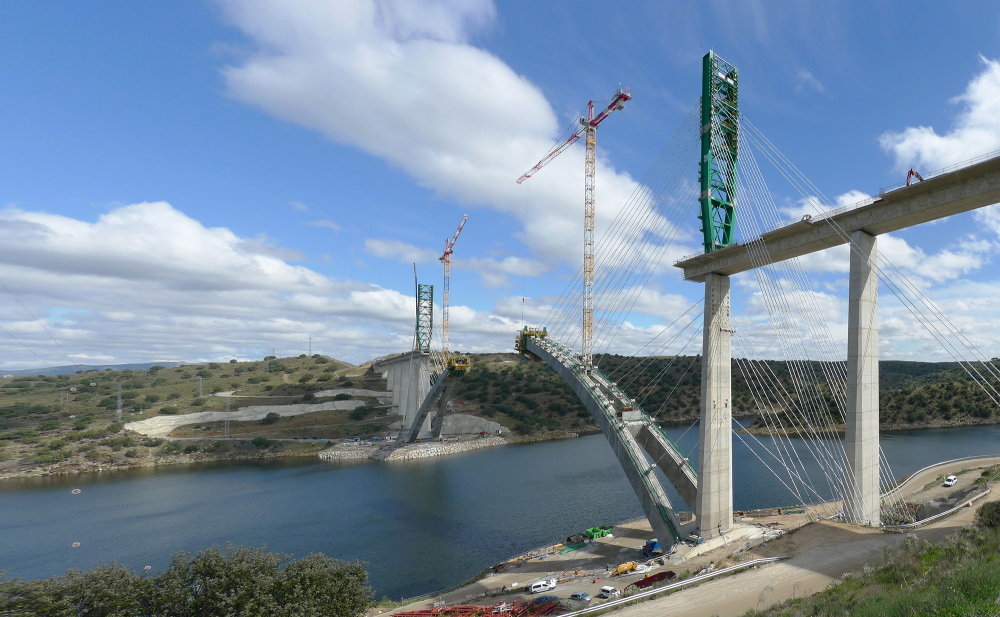 Almonte HSR Viaduct  (7).jpg