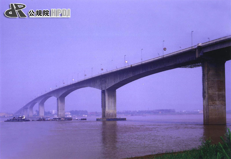 湖北黄石长江大桥.jpg