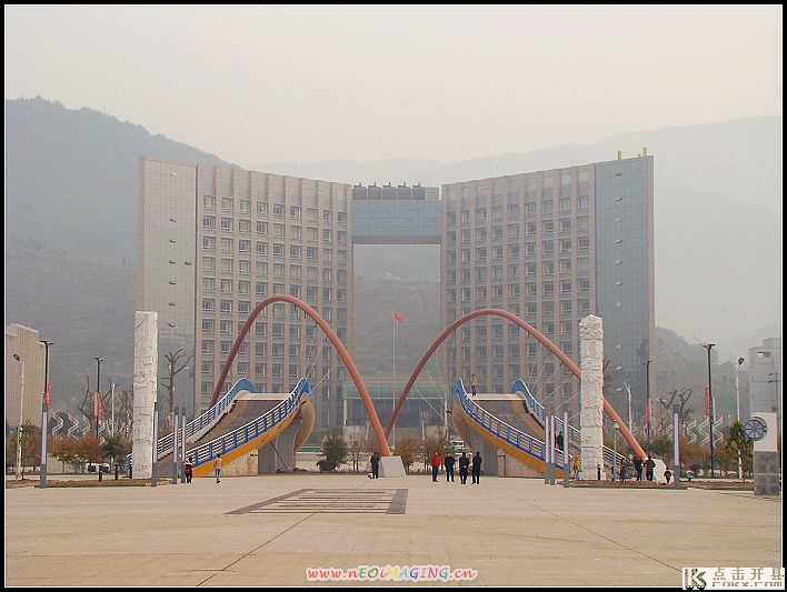 装饰偏态拱.jpg