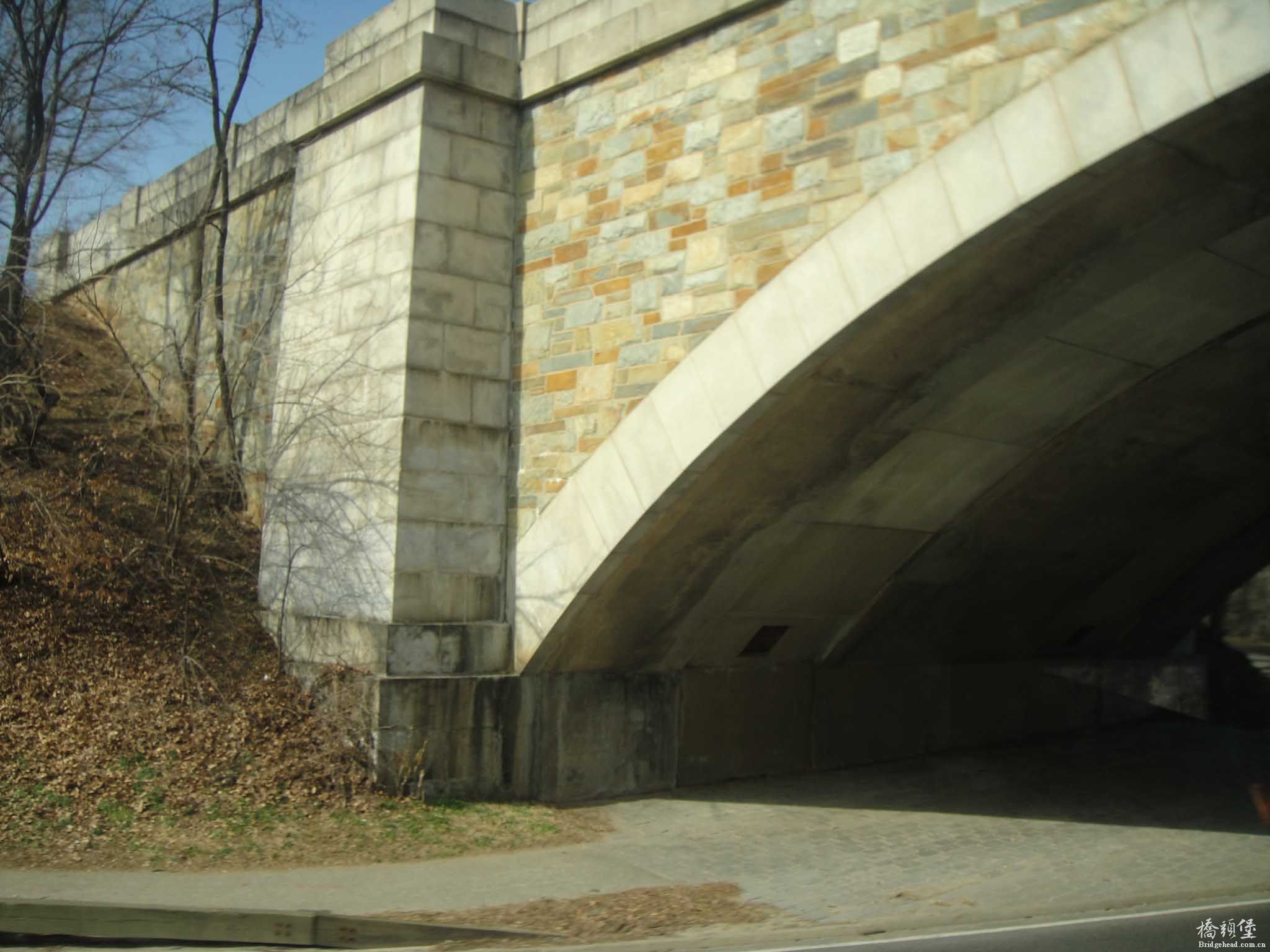 华盛顿采用最多的石拱桥.jpg