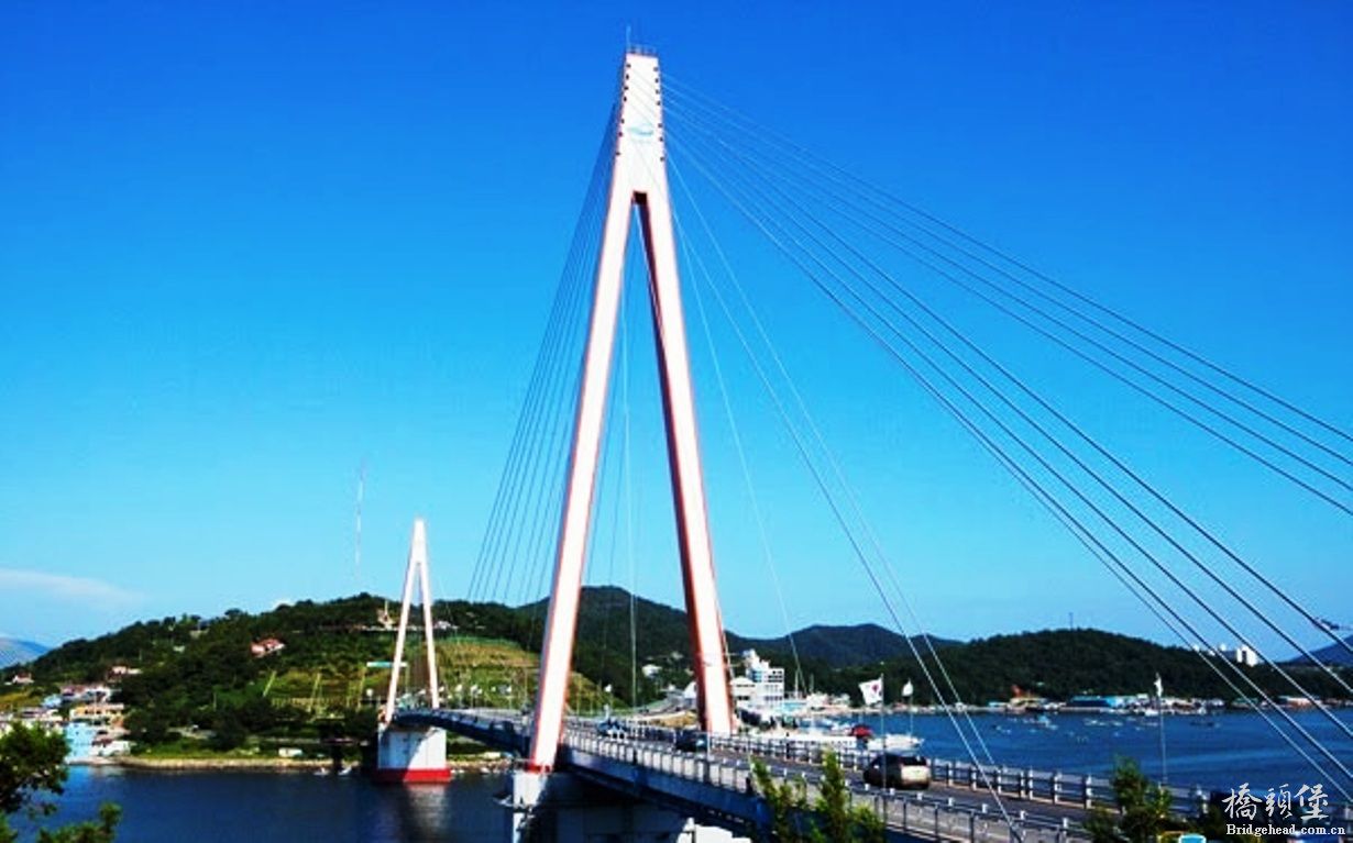 韩国全罗南道丽水市突山大桥（Dolsan Bridge）