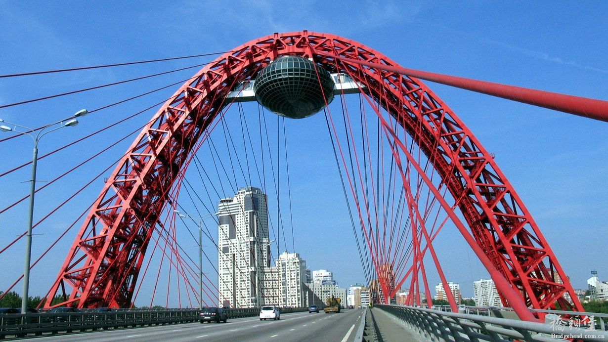 俄罗斯莫斯科市莫斯科河景观大桥（Zhivopisny Bridge）