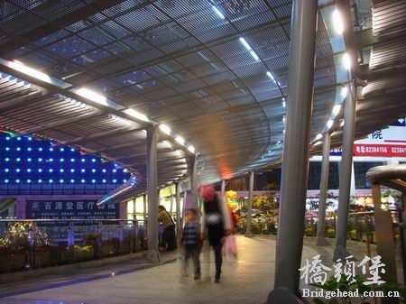 xinsrc_2520304030944312973049.jpg