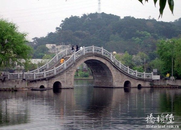 中国古老拱桥