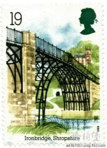 世界上第一座铸铁桥是1777－1779年英国在希罗普郡修建的铸铁拱桥（Iron Bridge at Coalbrookdale）