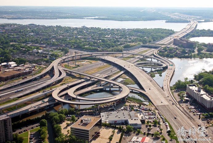 route1_interchange2.jpg