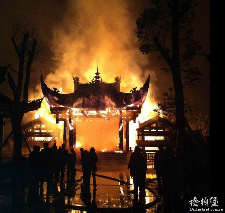 QQ图片20131128202832.jpg
