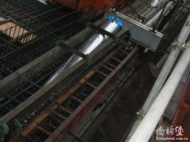 135930jxjmllumex43x7p9.jpg