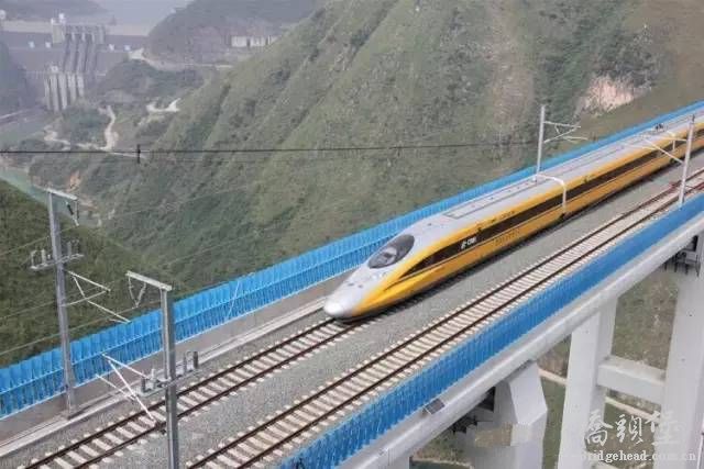 高速综合检测列车.jpg