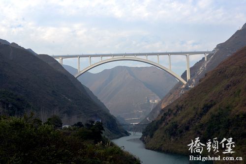 沪昆高铁北盘江大桥 (2).jpg