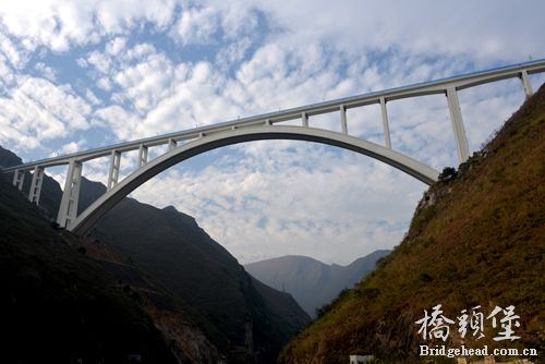 沪昆高铁北盘江大桥 (7).jpg