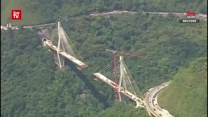 哥伦比亚一在建斜拉桥发生垮塌（倒塌实况视频）