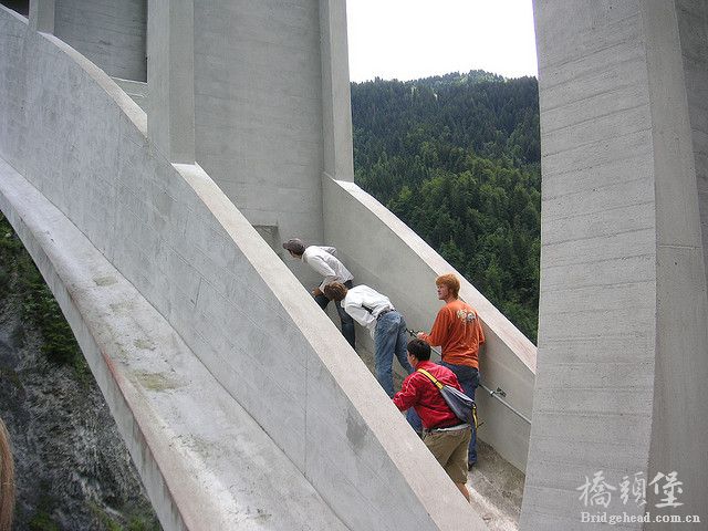 Salginatobel Bridge 05.jpg