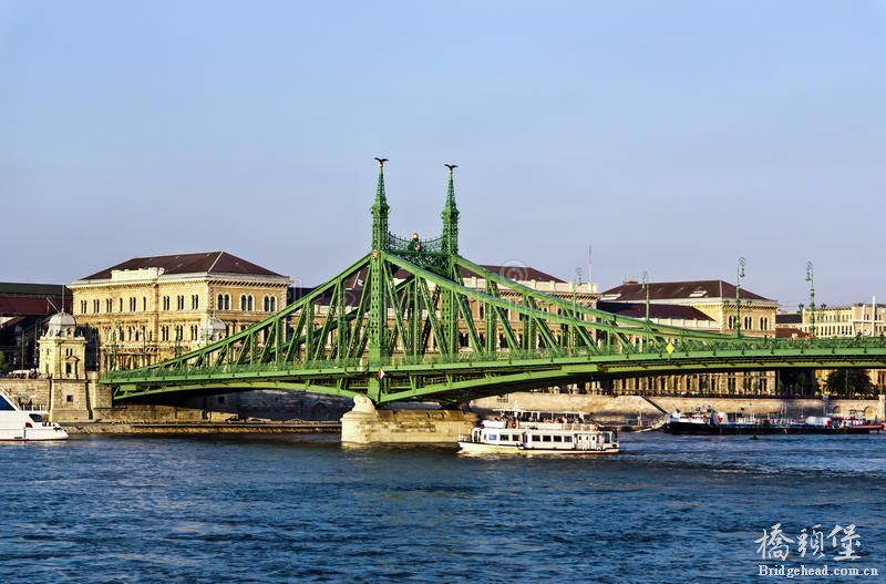 szabadsag-52354784.jpg