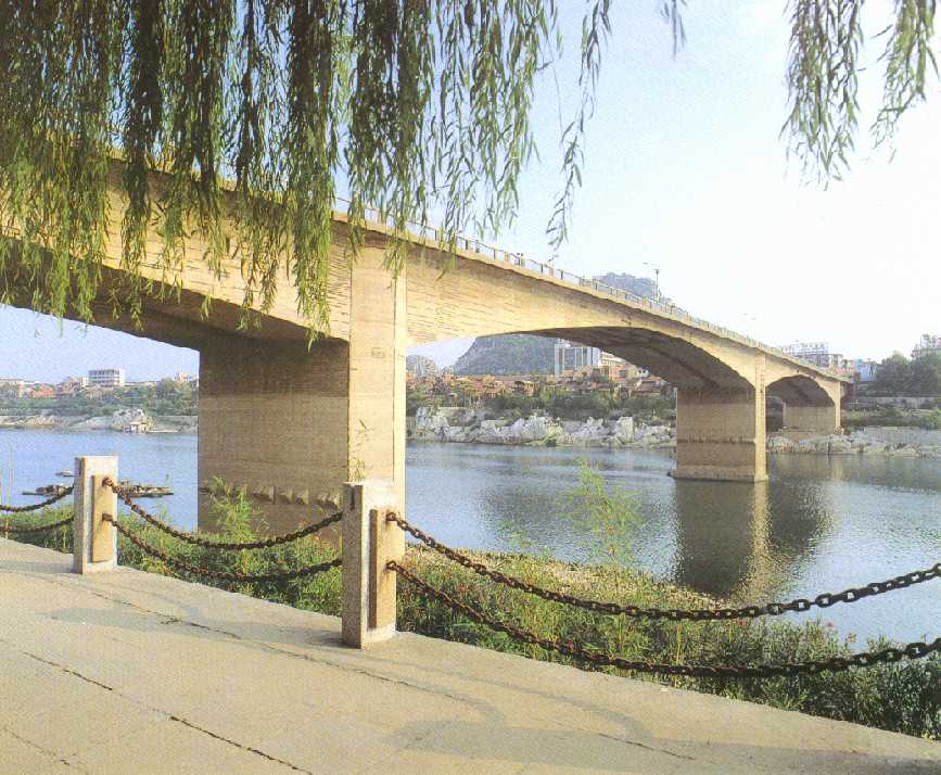 Liuzhou-1.jpg