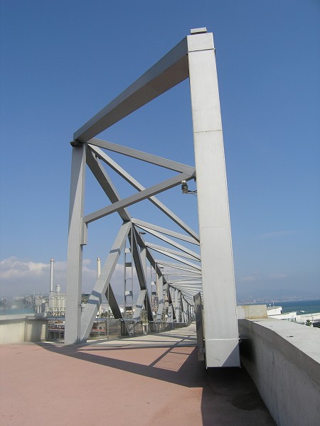 Besos Yacht Port Footbridge, Barcelona3.jpg