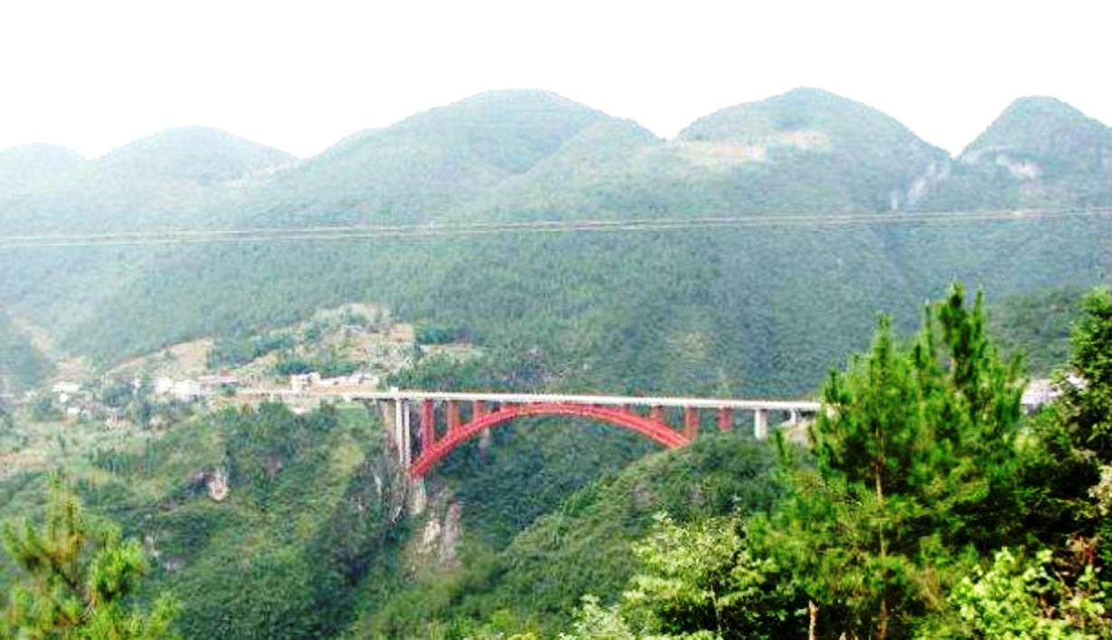 湖北恩施G318国道马水河南里渡大桥