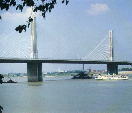 North Bridge over Xiangjiang2.jpg