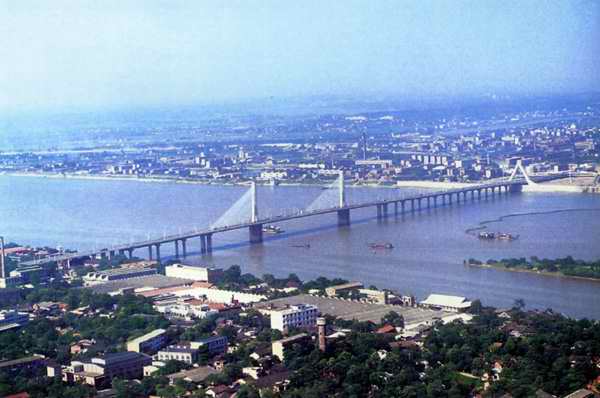 长沙湘江北桥.jpg