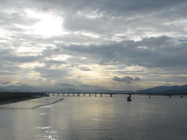 福州乌龙江大桥.jpg