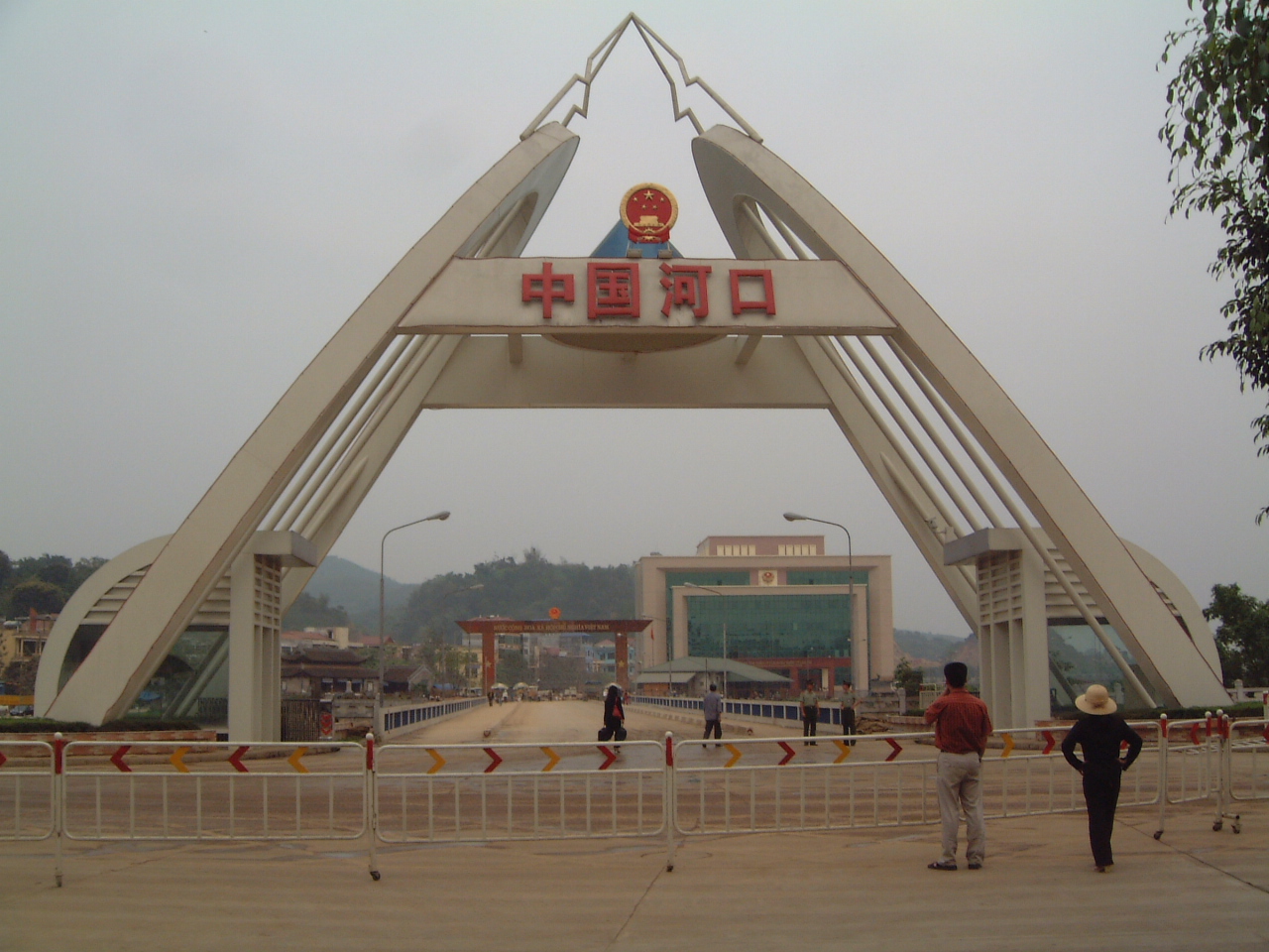 中越河口公路桥6.JPG