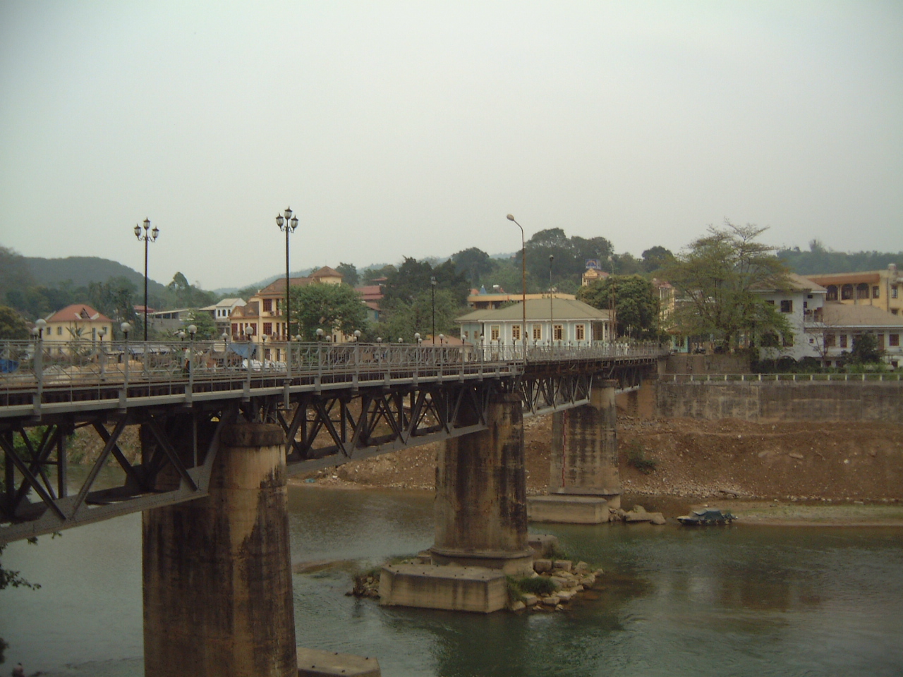 中越河口铁路桥3.jpg