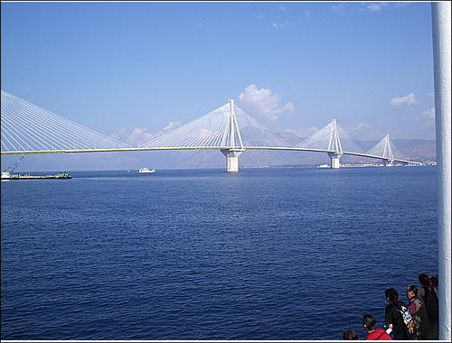 里永安蒂里永大桥2.jpg