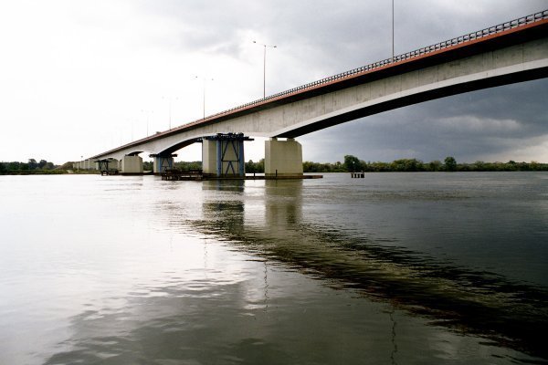 CzerniewiceLubicz桥.jpg