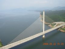 时隔10年先后完成的黄山太平湖大桥